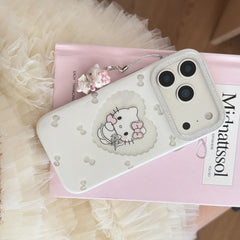 Glittery framed heart-shaped Kitty pendant