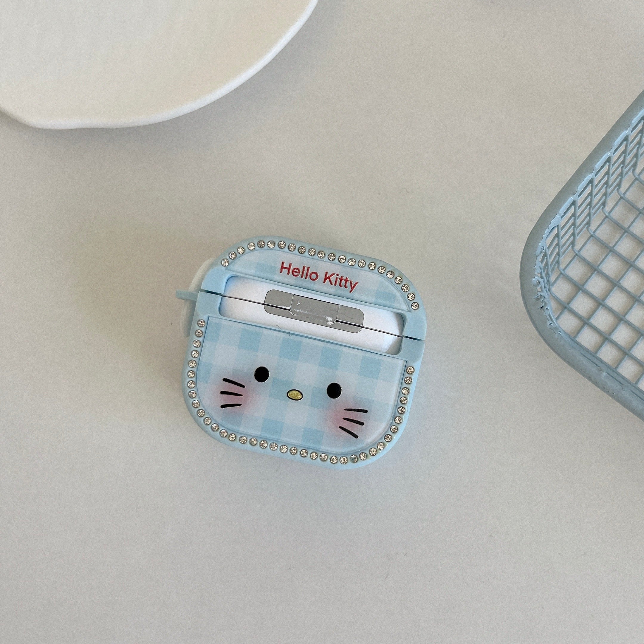 Blue plaid Kitty face magnetic rhinestone earphone case