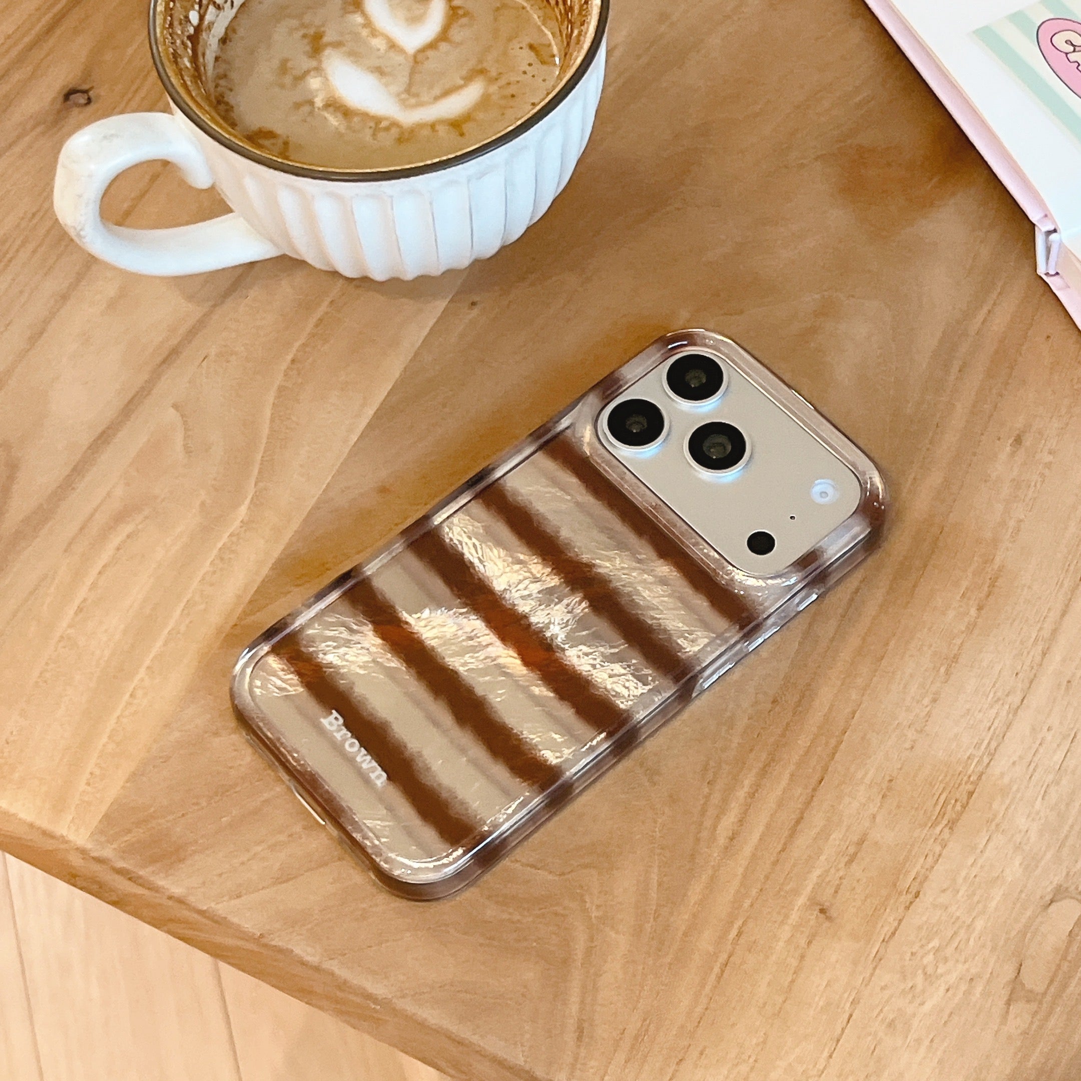 Retro autumn brown sweater pattern phone case