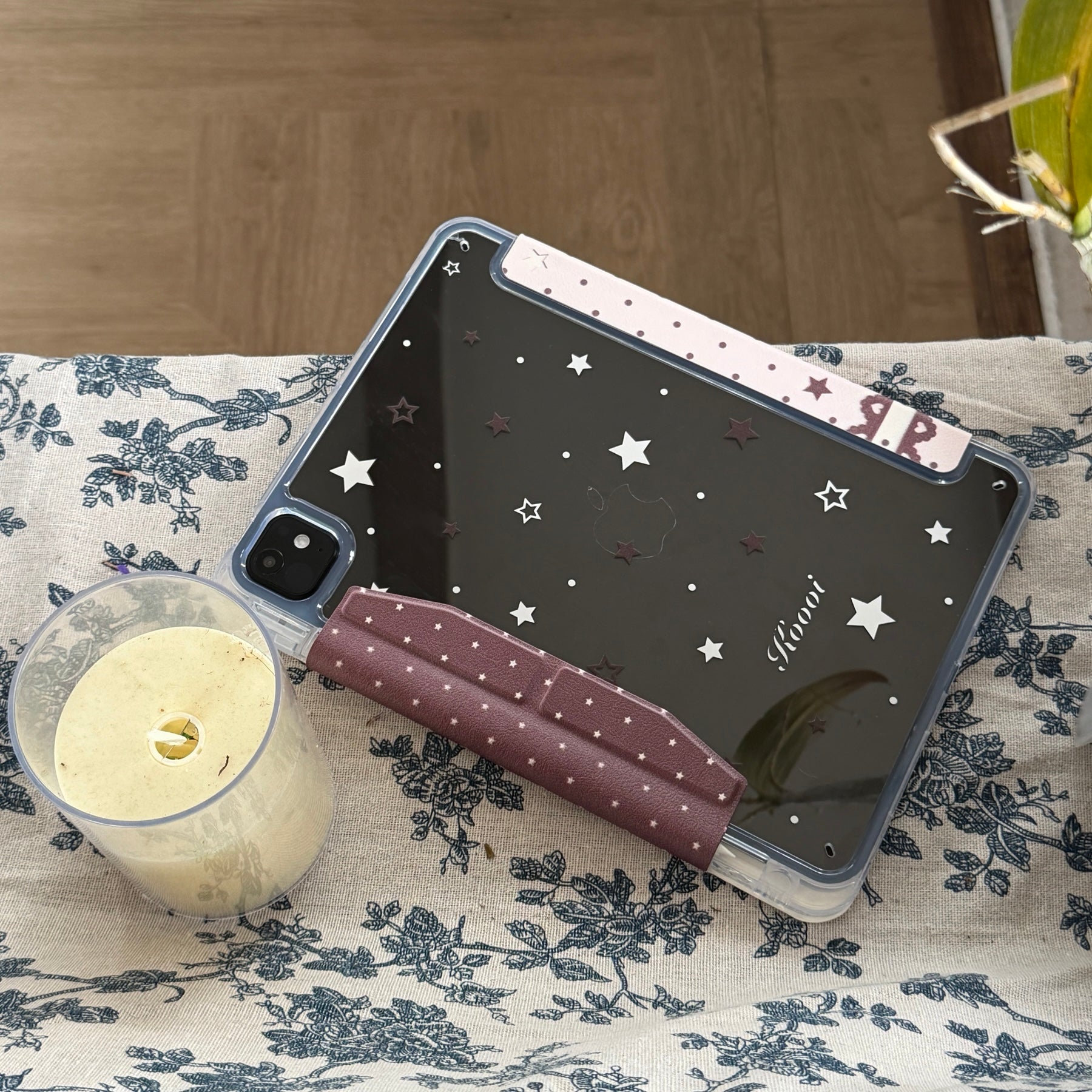 Foundation Heart-Edge Polka Dot Star iPad Protective Case
