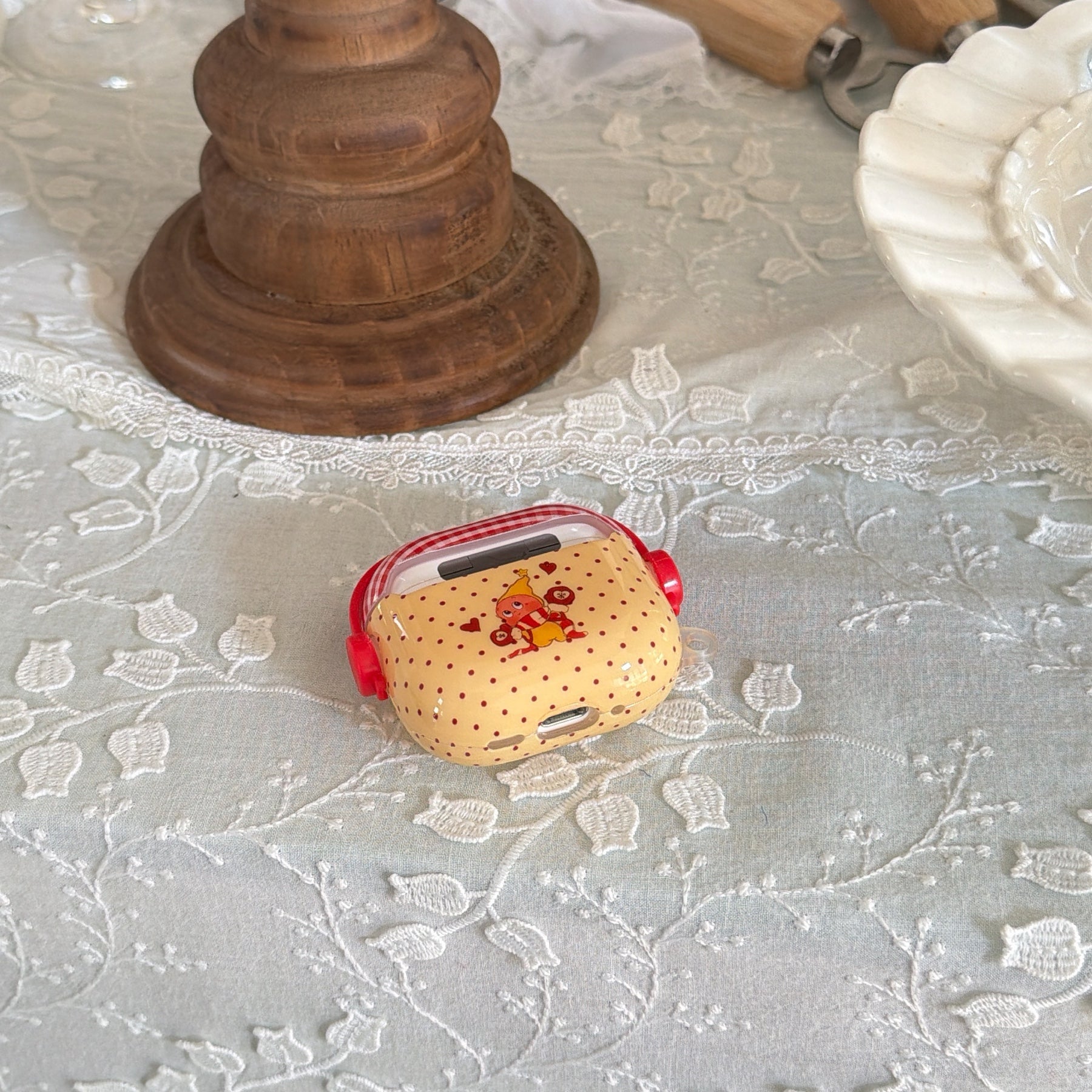 Polka Twinkle Twinkle Apple AirPods case