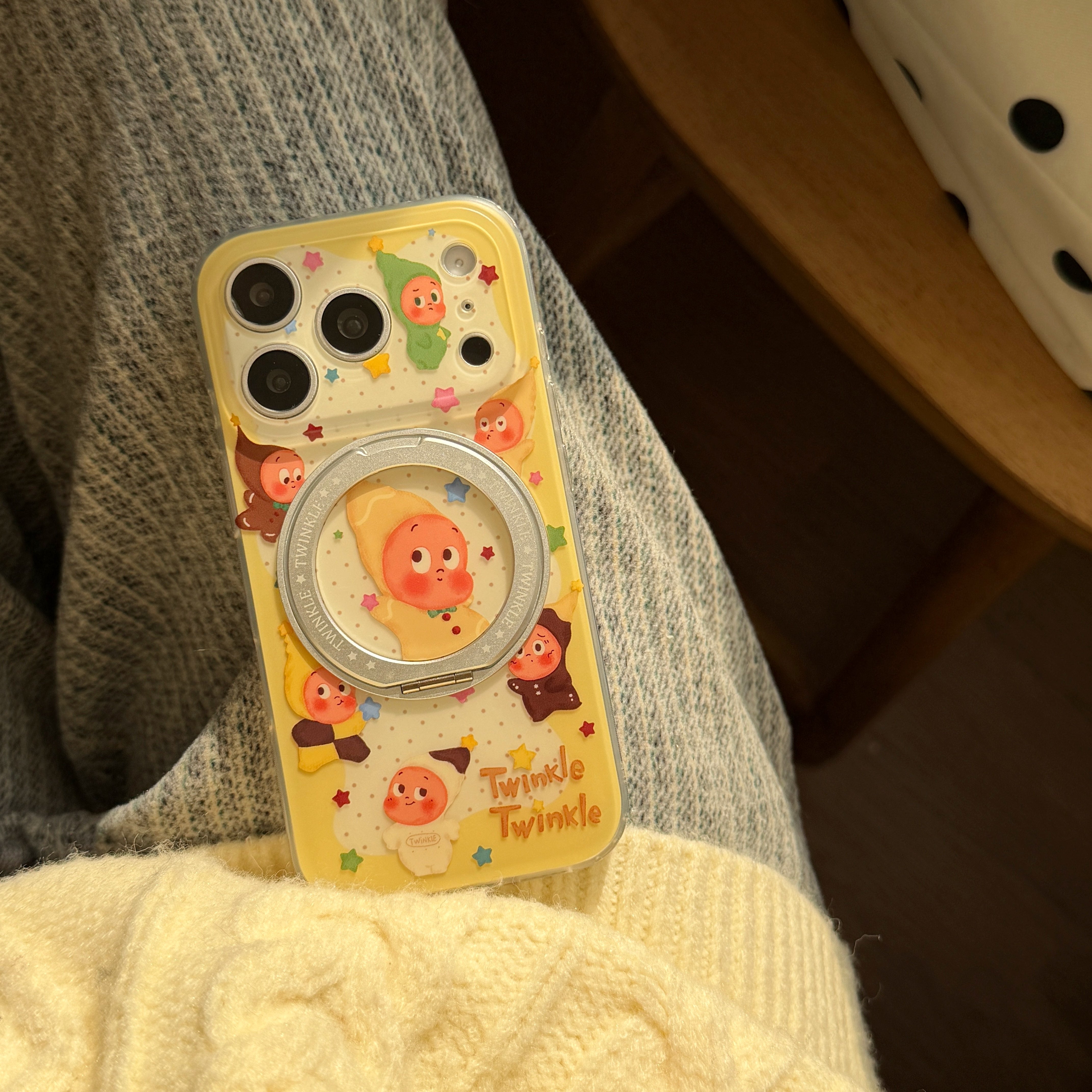 Twinkle Twinkle Apple phone case with stand