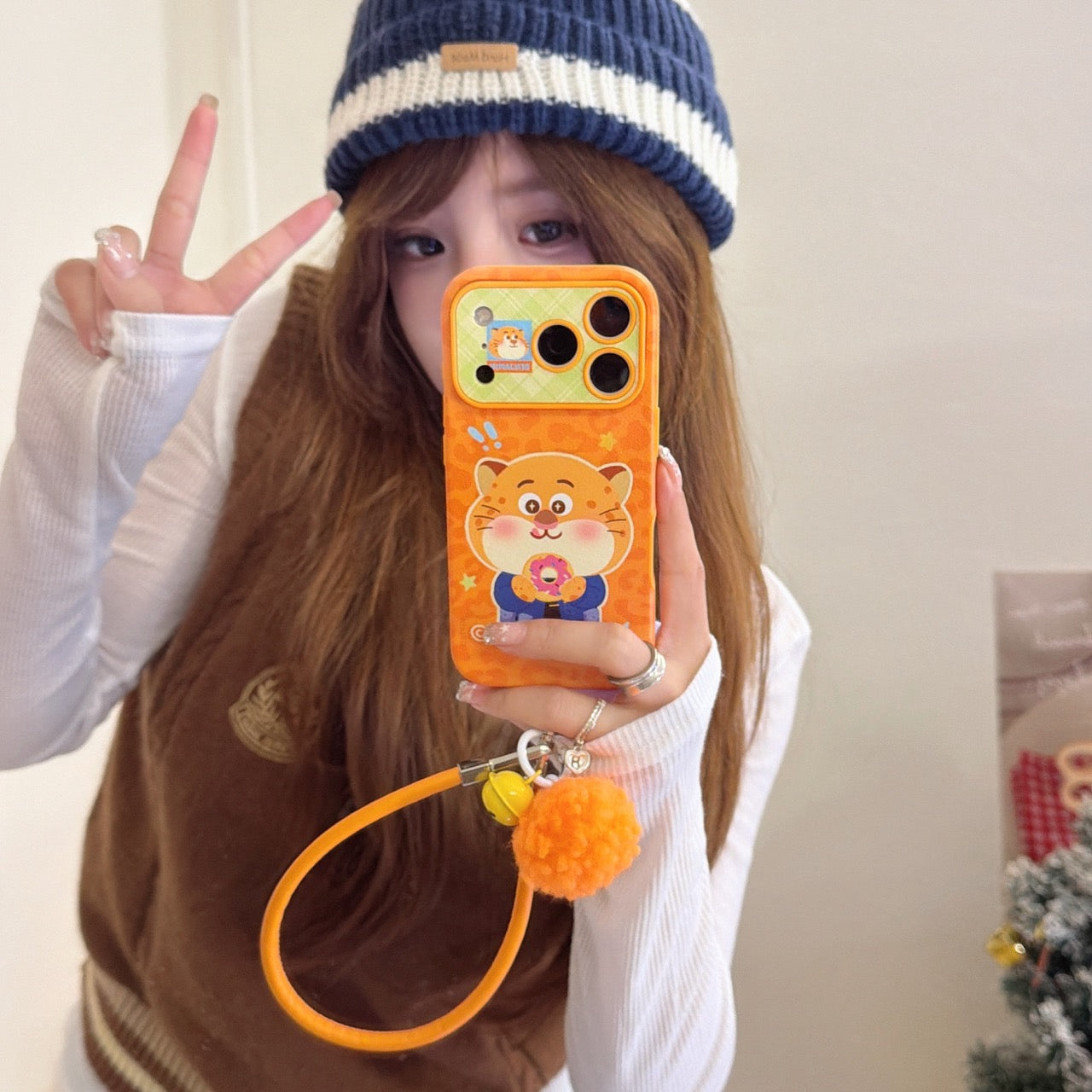 Police officer Leopard eating a donut phone case