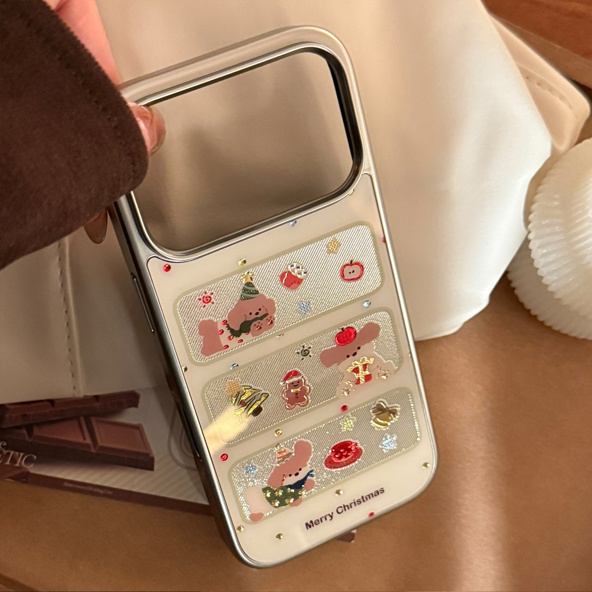 Acrylic Gold-Plated Christmas Frame Puppy Phone Case with Silver Edge