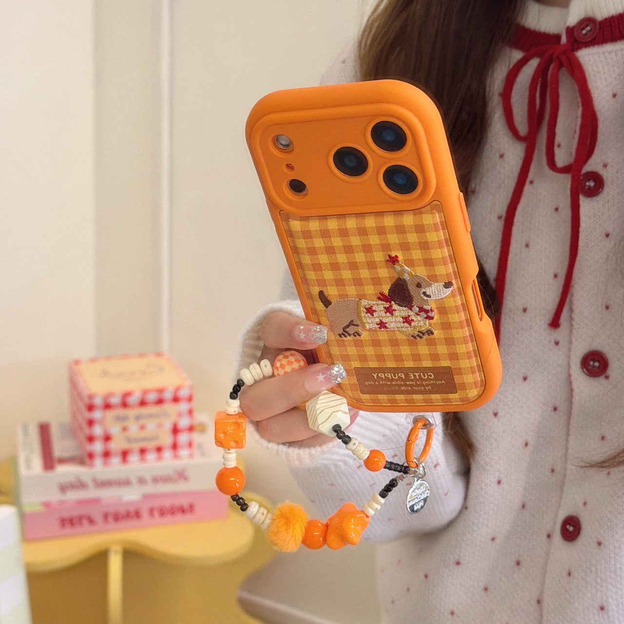 Plaid star hat dachshund embroidered 3D phone case