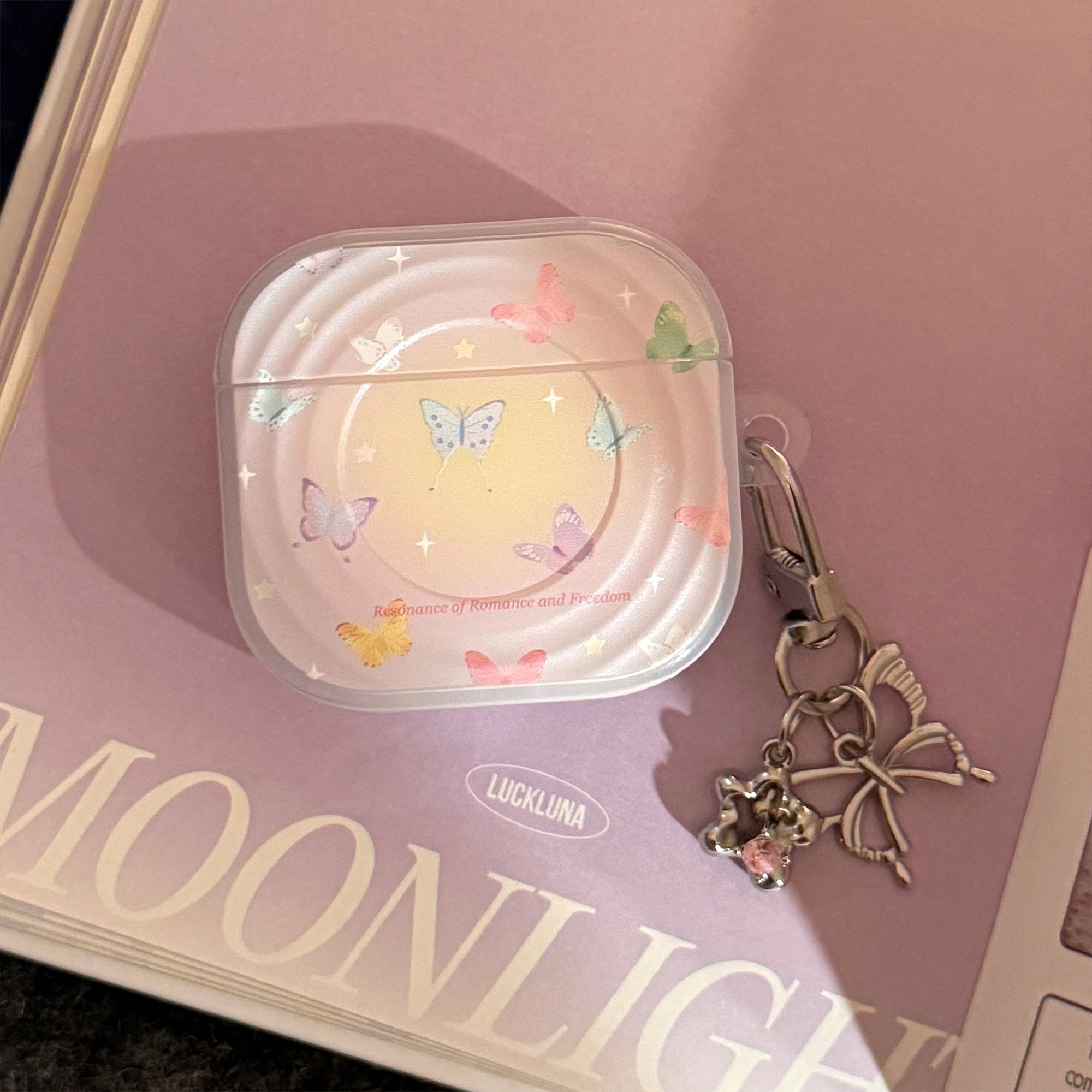 Semi-transparent purple iridescent butterfly pattern wave-shaped earphone cover