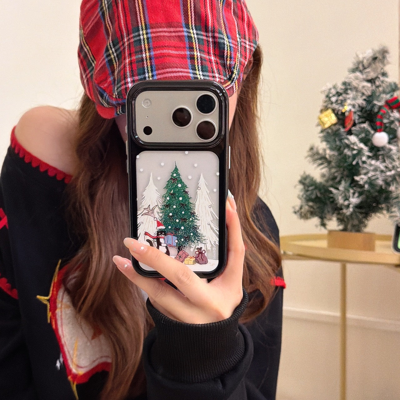 Christmas Black Kitten Round Edge Phone Case