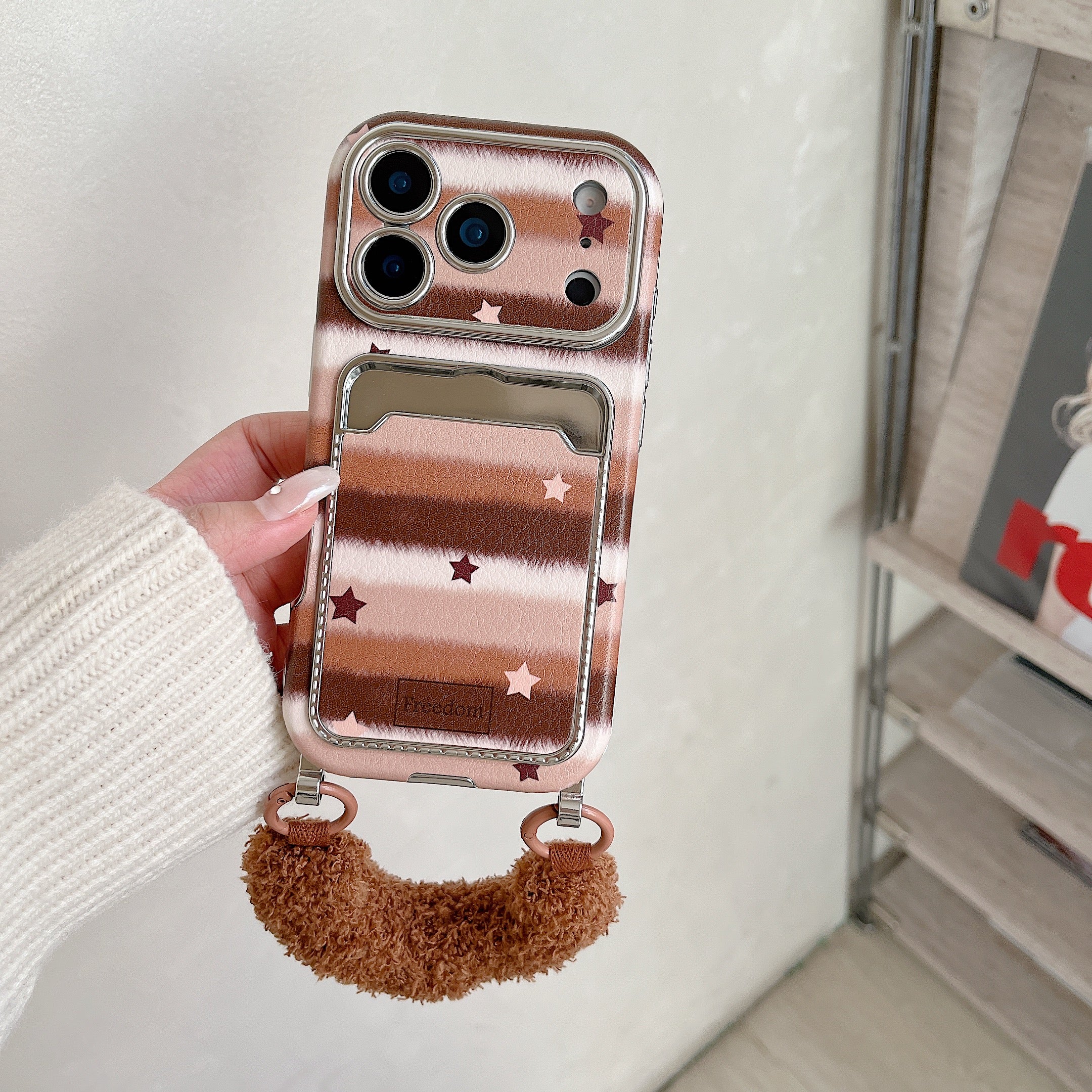 Star Kitty electroplated large window phone case