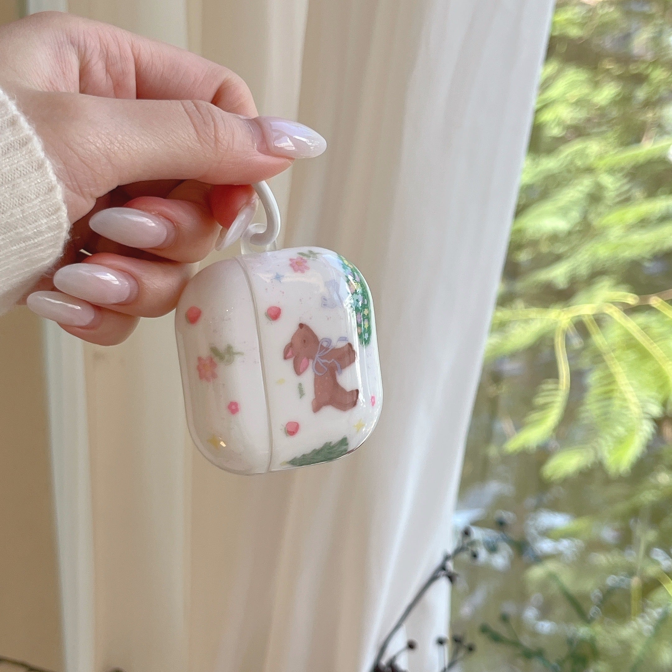 Cartoon graffiti flower deer earphone cover