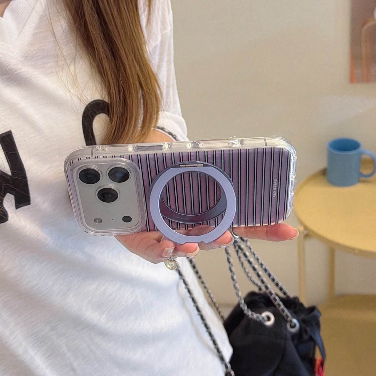 Funda moderna de rayas moradas y azules para iPhone | Serie con soporte de 360°