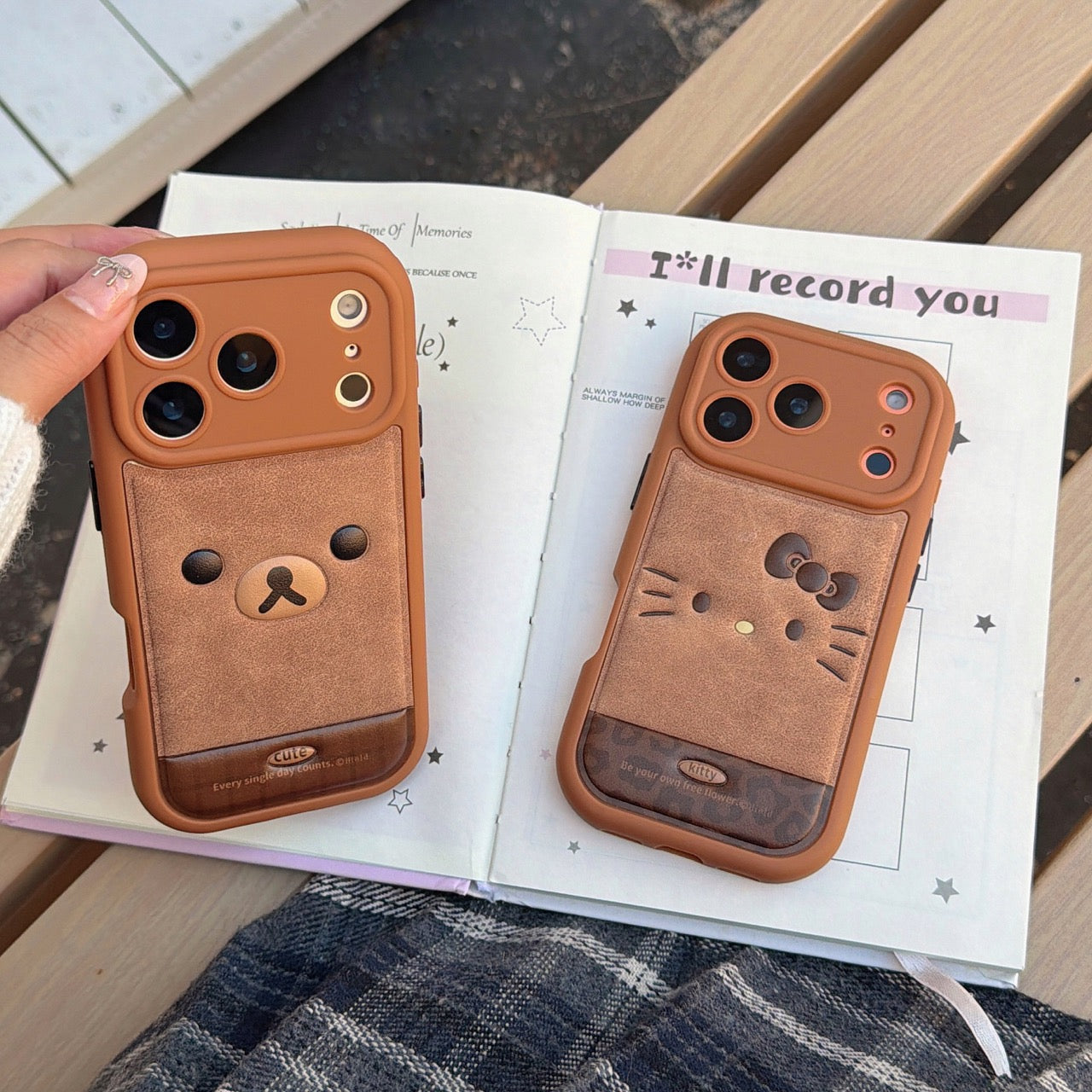 Brown plaid Rilakkuma emoji/Brown leopard print Kitty emoji rounded 3D phone case