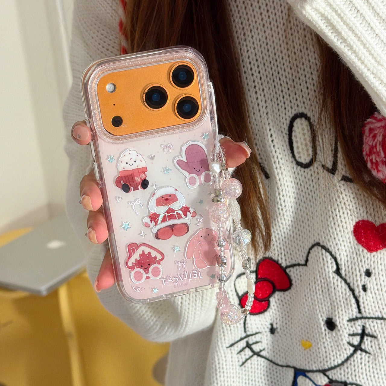 Pinkish-brown winter jellycat gold-plated rounded edge phone case