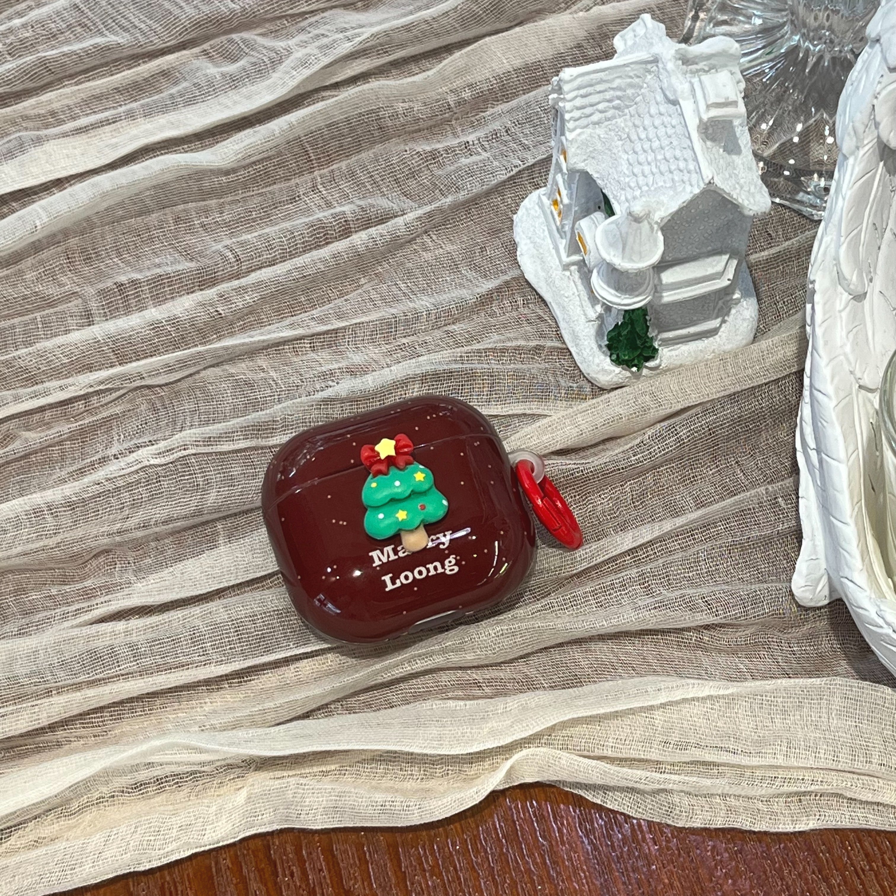 Red splatter ink 3D Christmas tree headphone cover