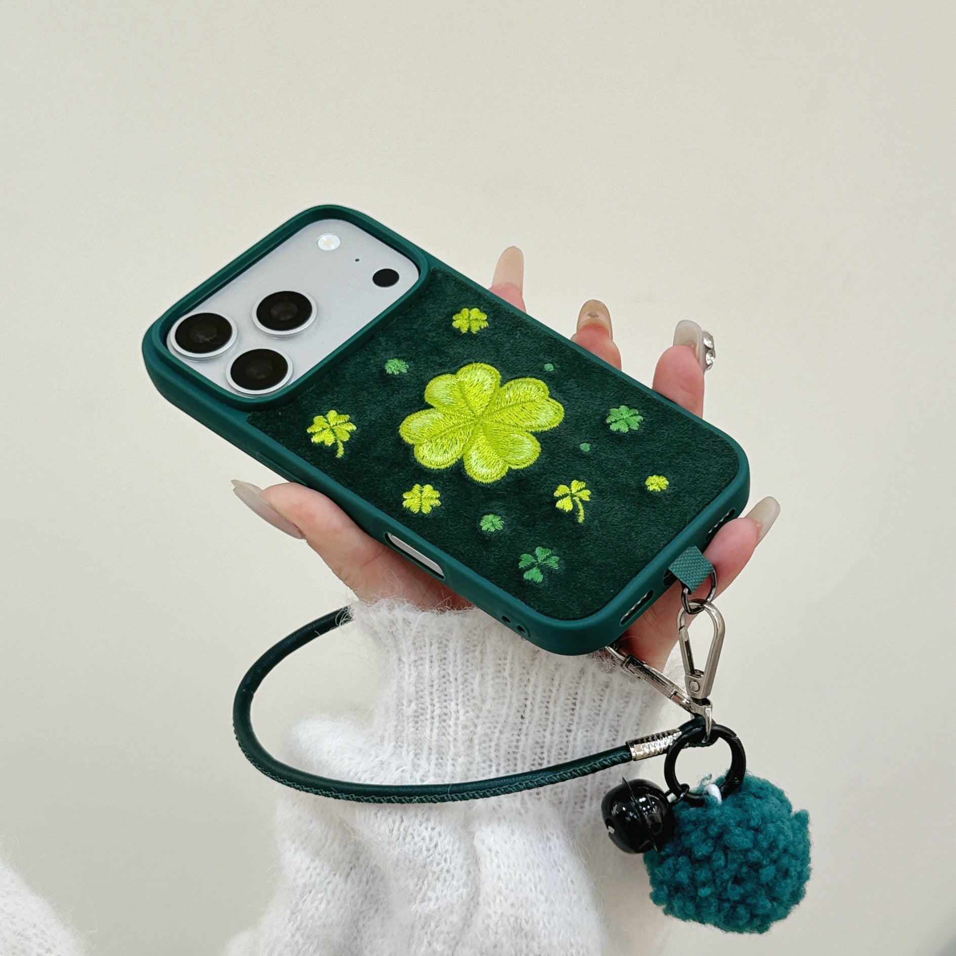 Green four-leaf clover embroidered phone case