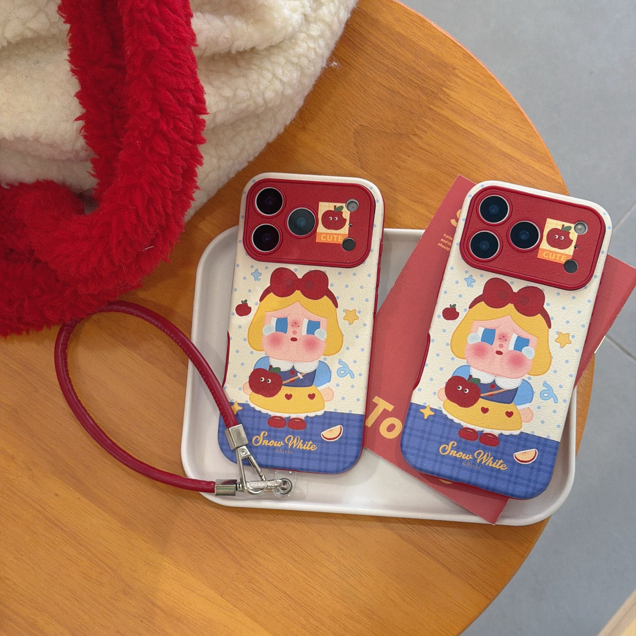 Red Apple Snow White Crying Baby Large Window Phone Case
