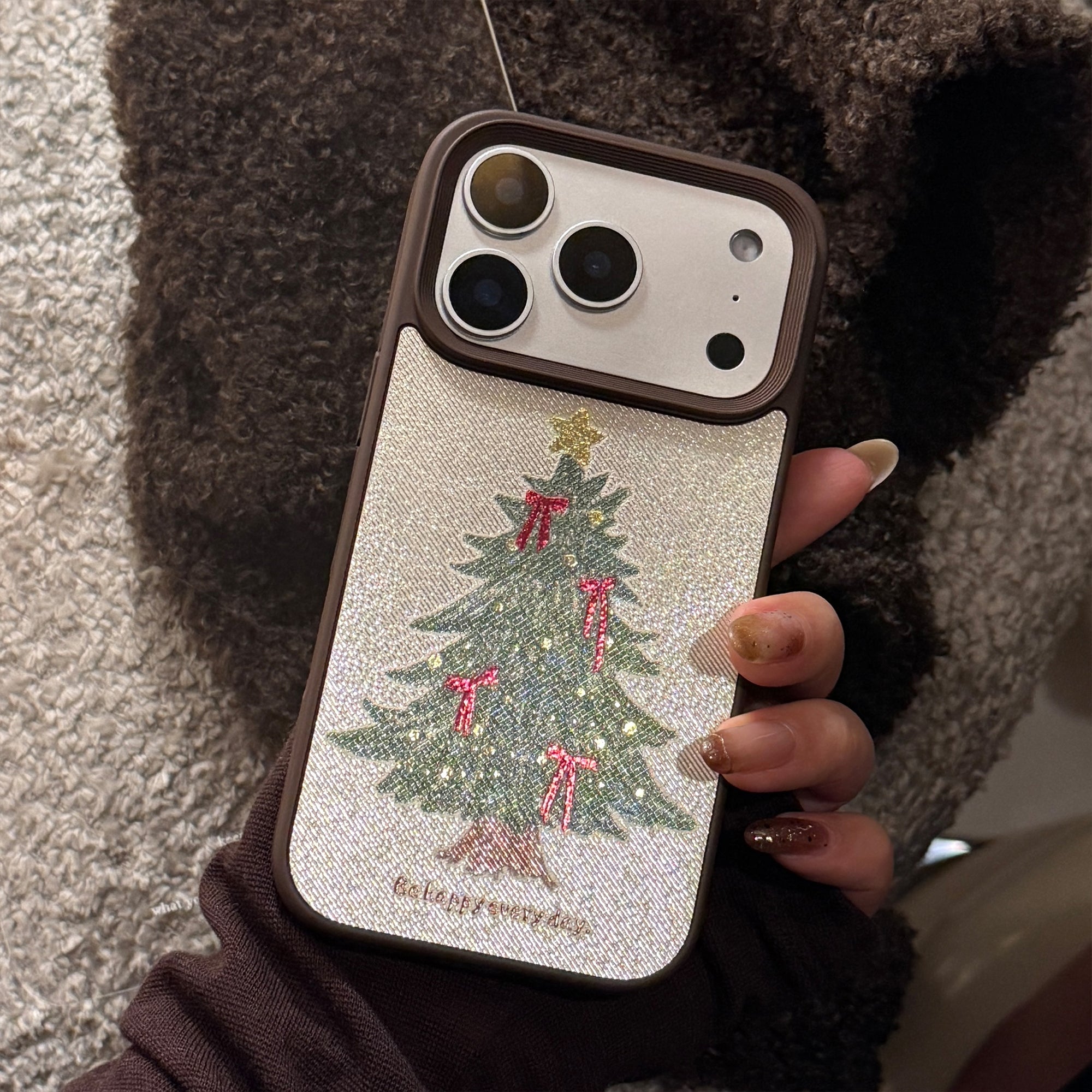 Chocolate Gilded Christmas Light Tree Phone Case