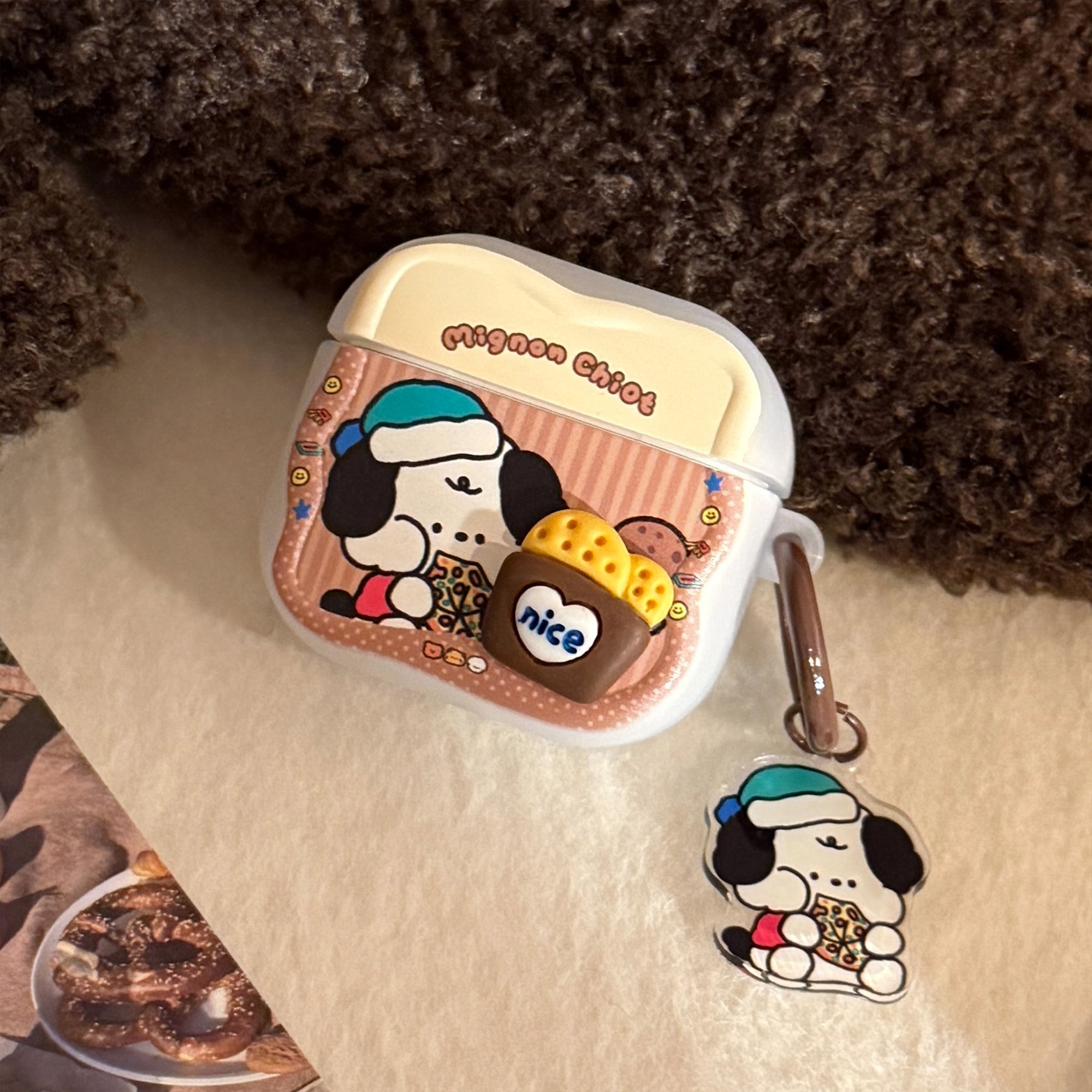 [Wave-shaped AirPods Earphone Cover] Translucent White 3D Biscuit Bag Dog + Brown Pizza Dog Hanging Ring