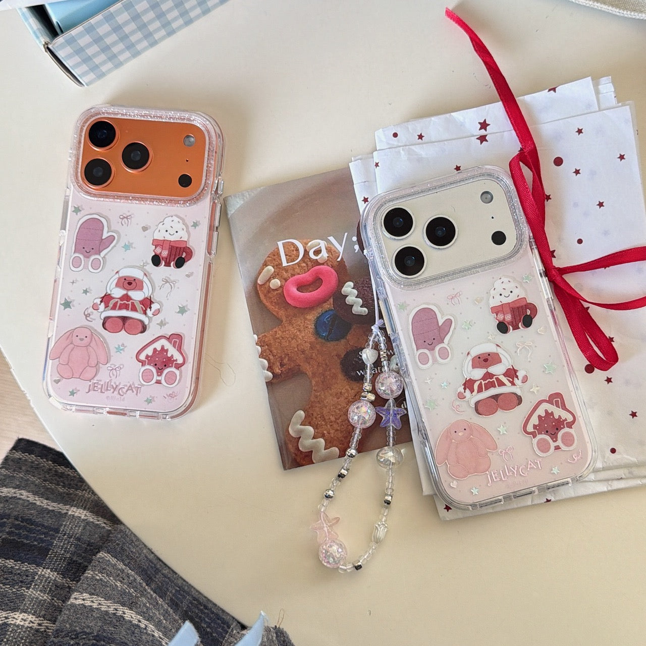 Pinkish-brown winter jellycat gold-plated rounded edge phone case