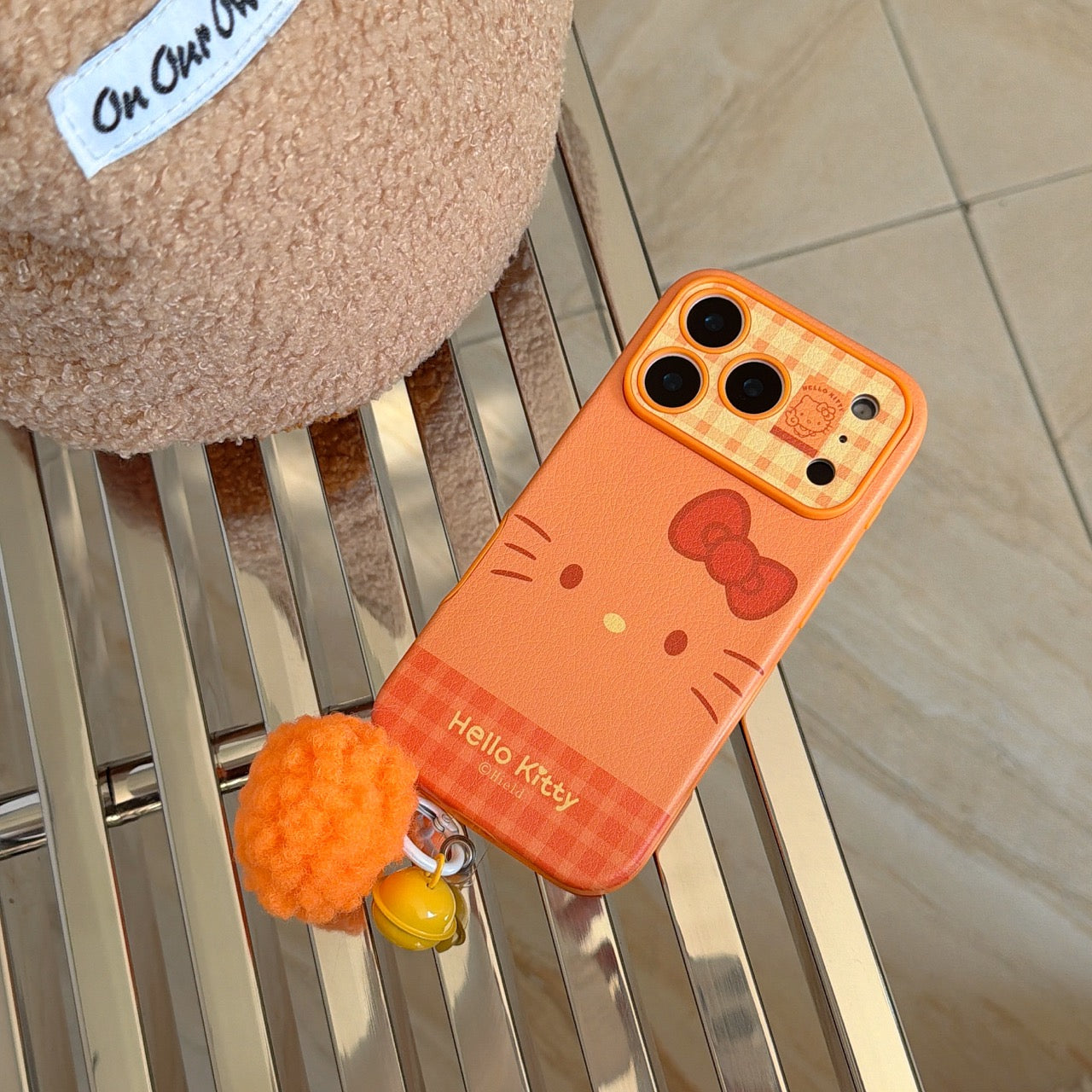 Orange plaid Kitty emoji large window phone case