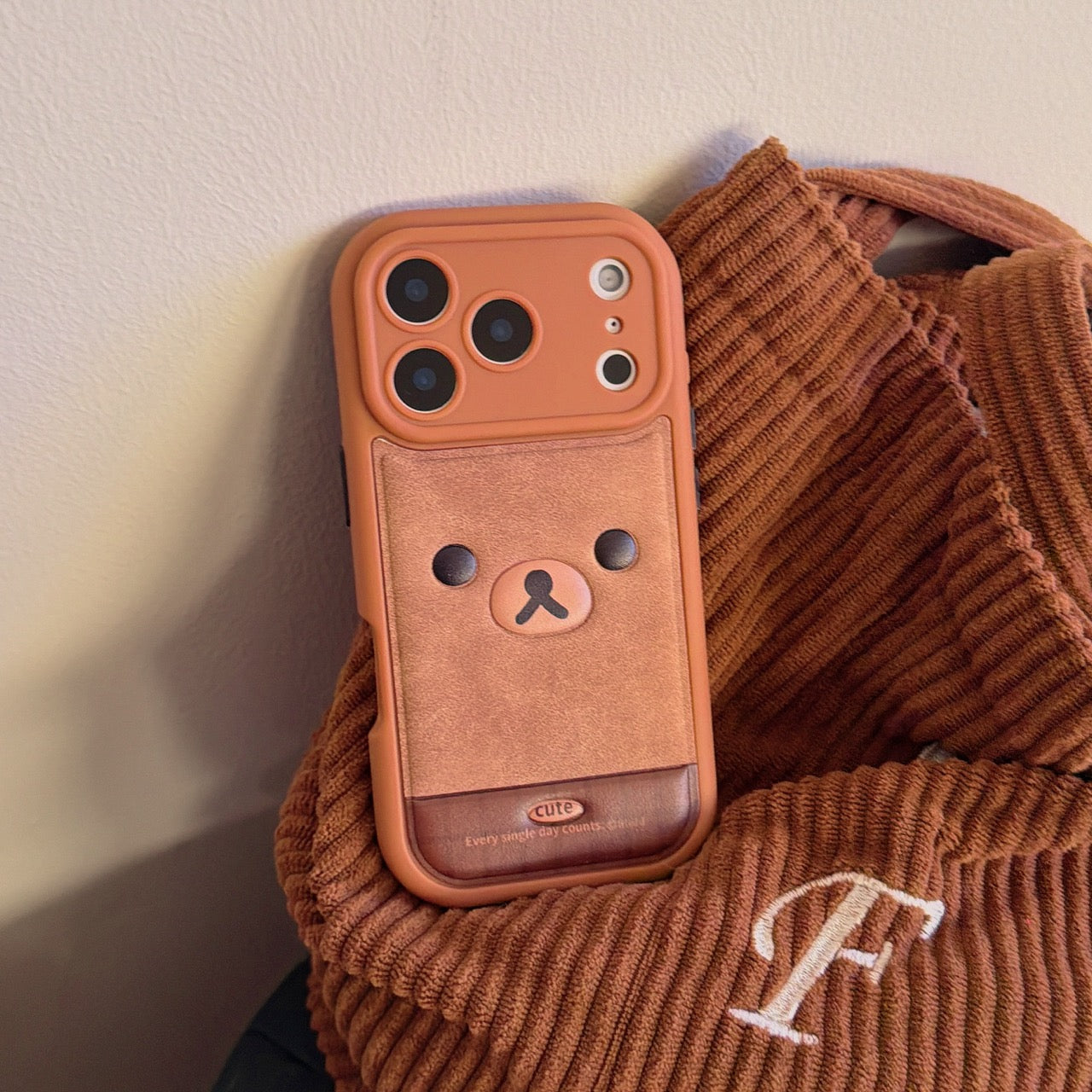 Brown plaid Rilakkuma emoji/Brown leopard print Kitty emoji rounded 3D phone case