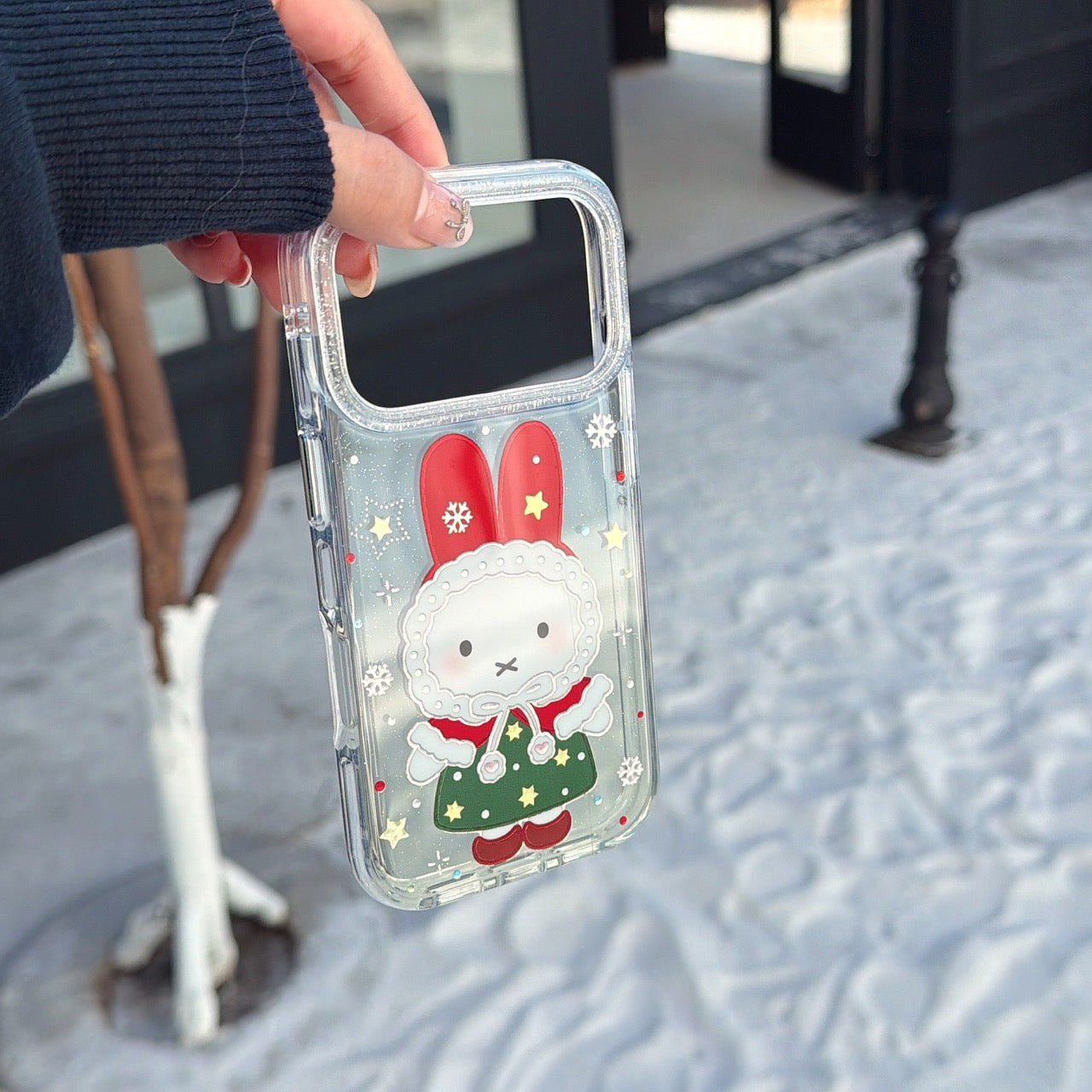 Red hat Miffy Christmas phone case with gilded rounded edges and airbag design