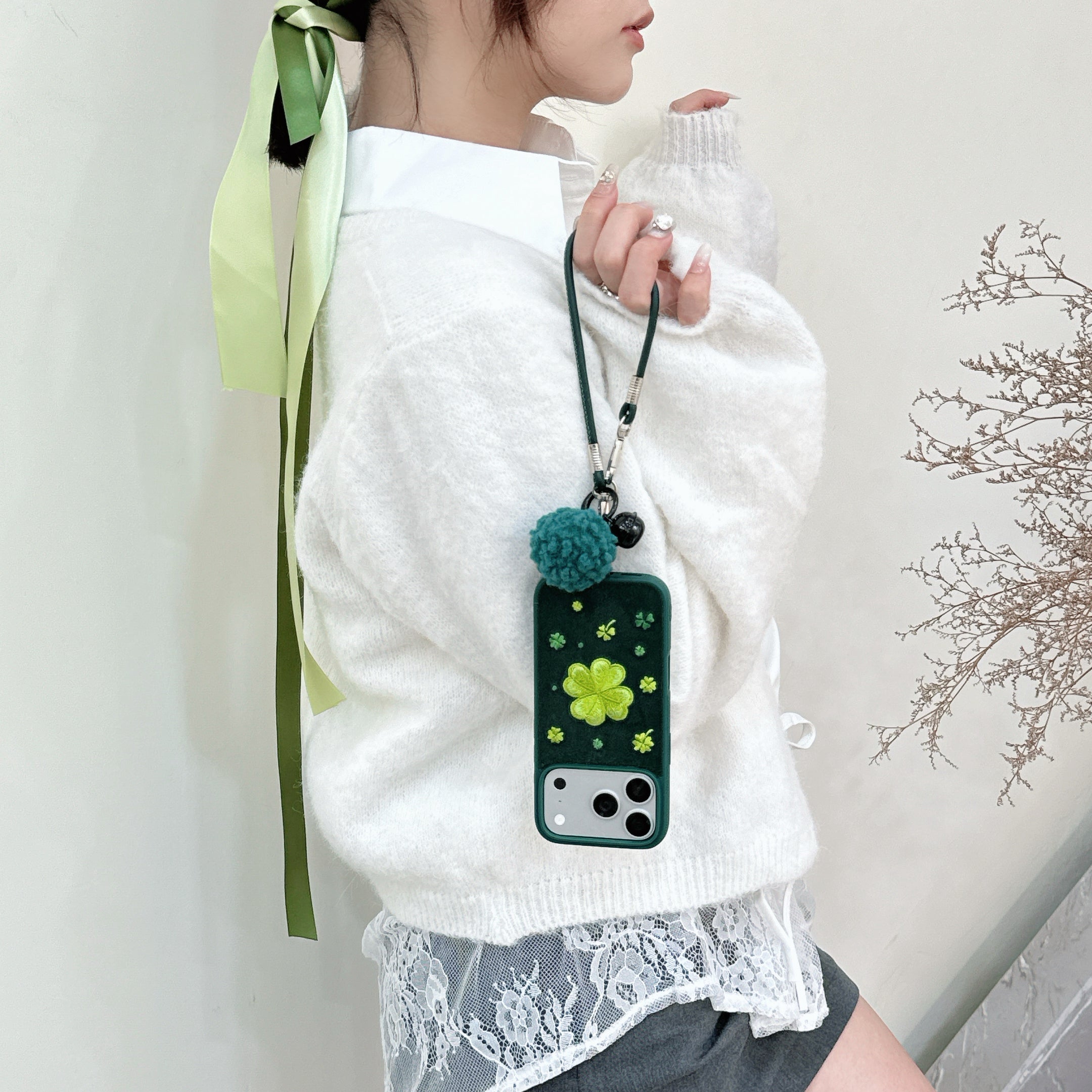 Green four-leaf clover embroidered phone case