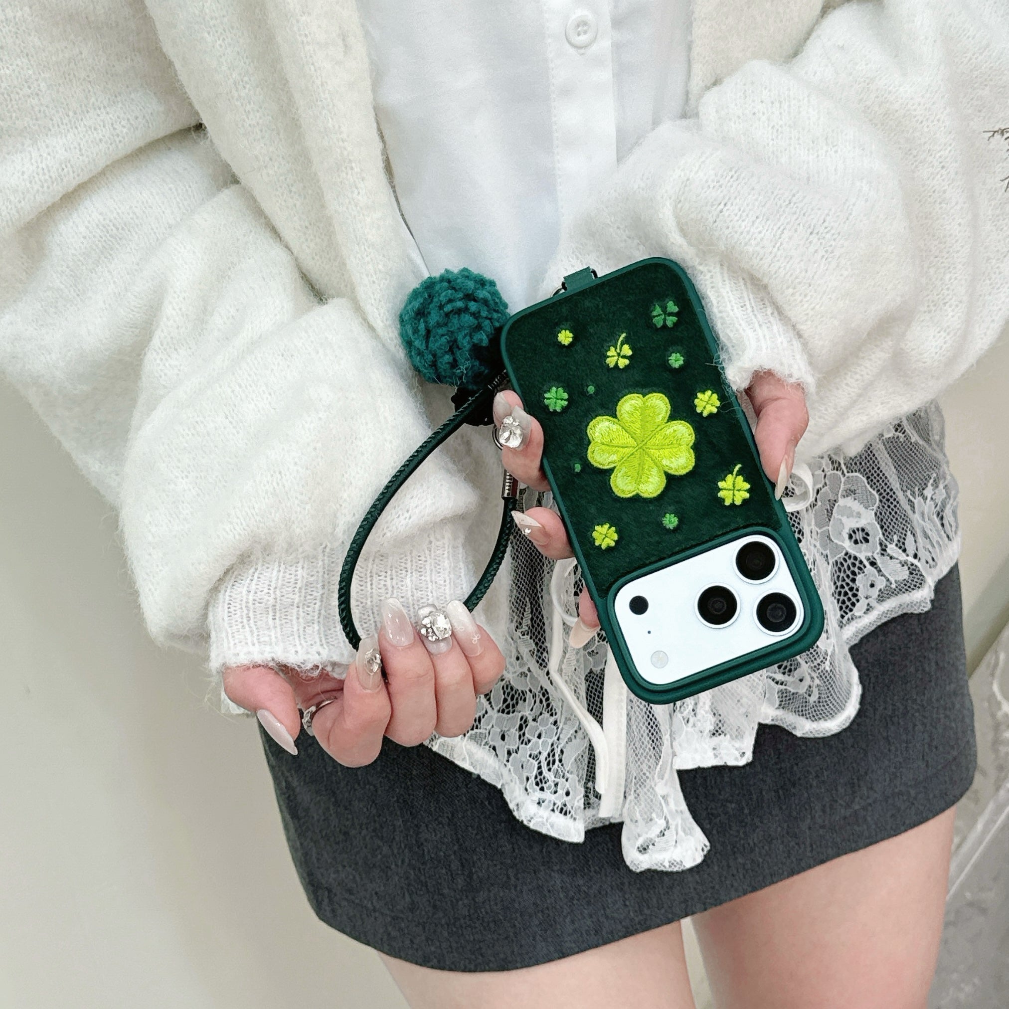Green four-leaf clover embroidered phone case