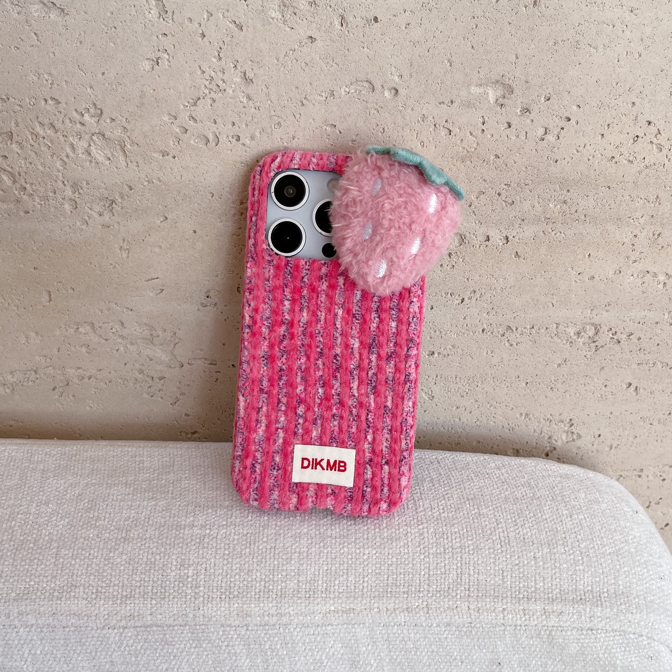 Color-blocked corduroy strawberry phone case