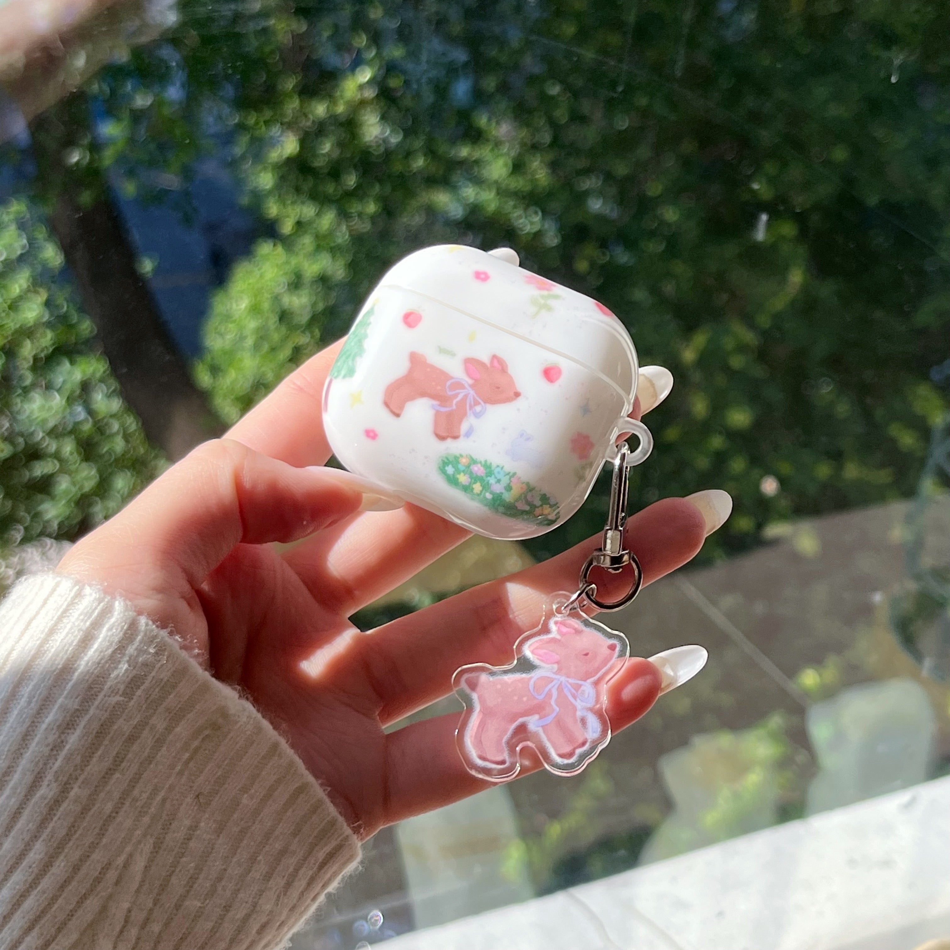 Cartoon graffiti flower deer earphone cover