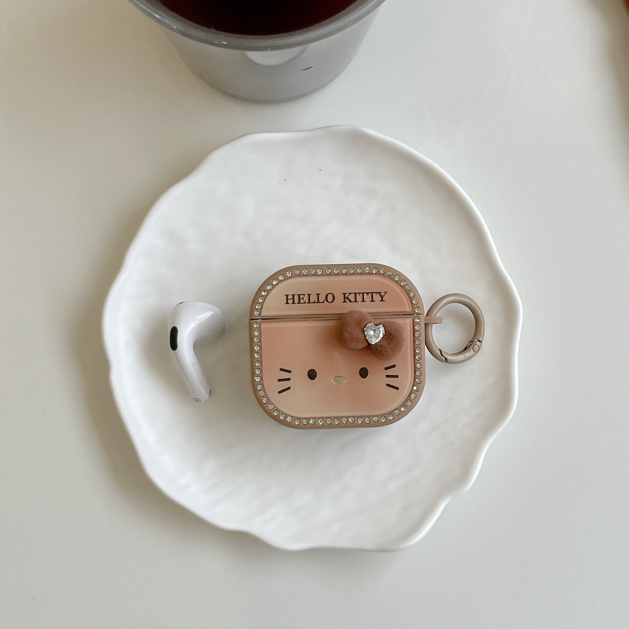 Retro brown Kitty magnetic earphone case