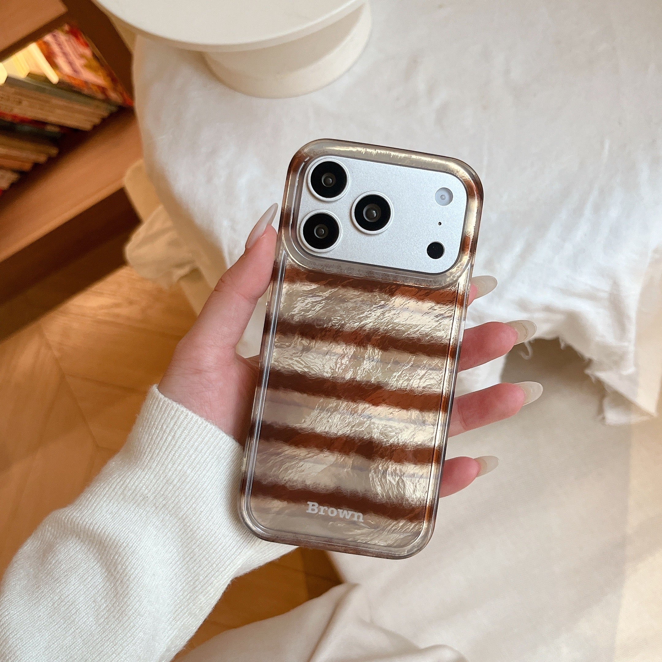Retro autumn brown sweater pattern phone case