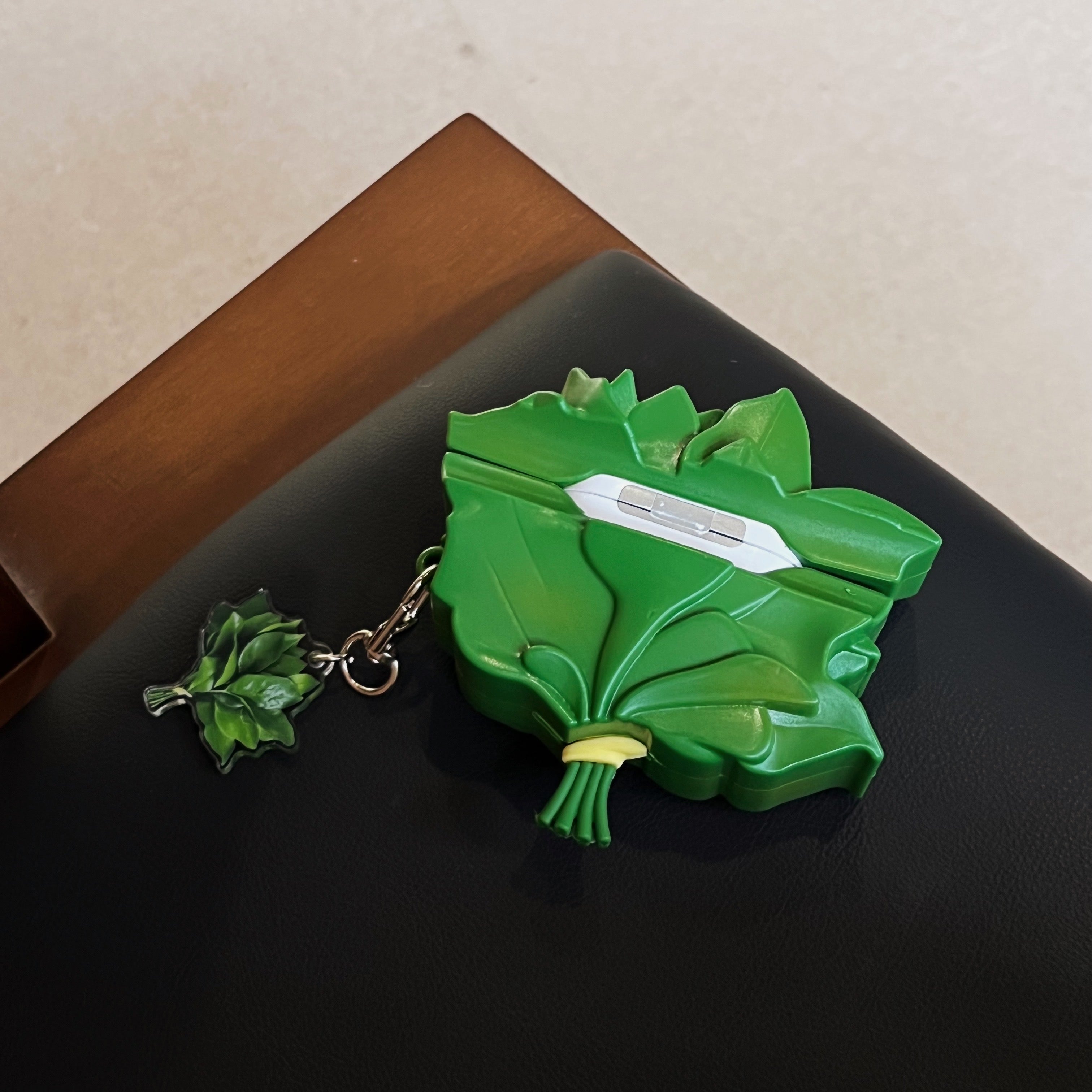 Silicone grapefruit leaf silicone earphone cover