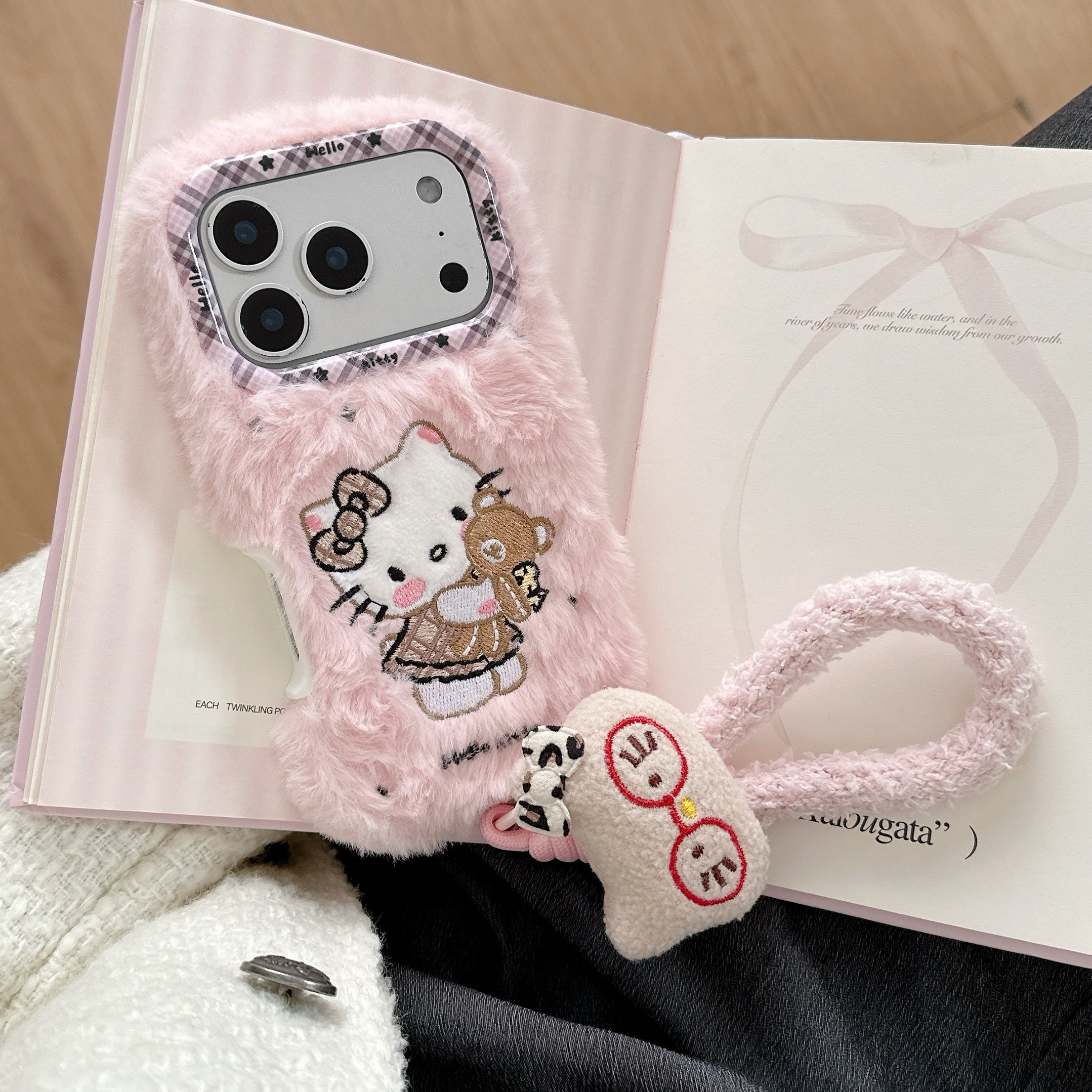 Winter plush kitty phone case