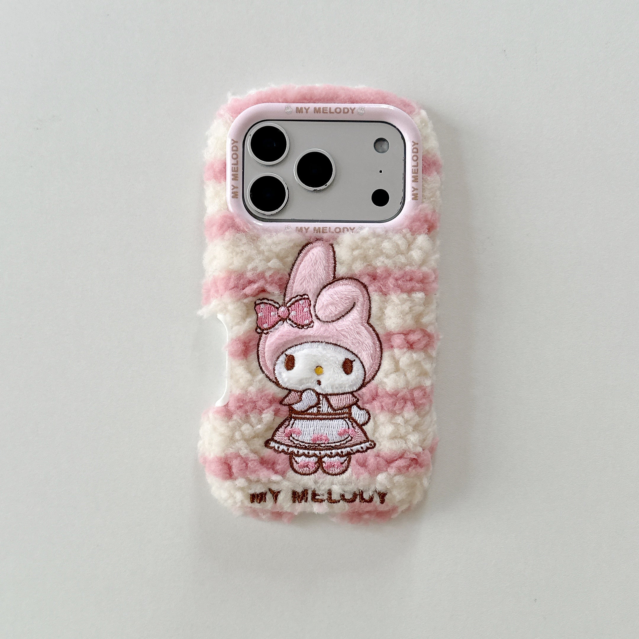 Winter plush kitty phone case