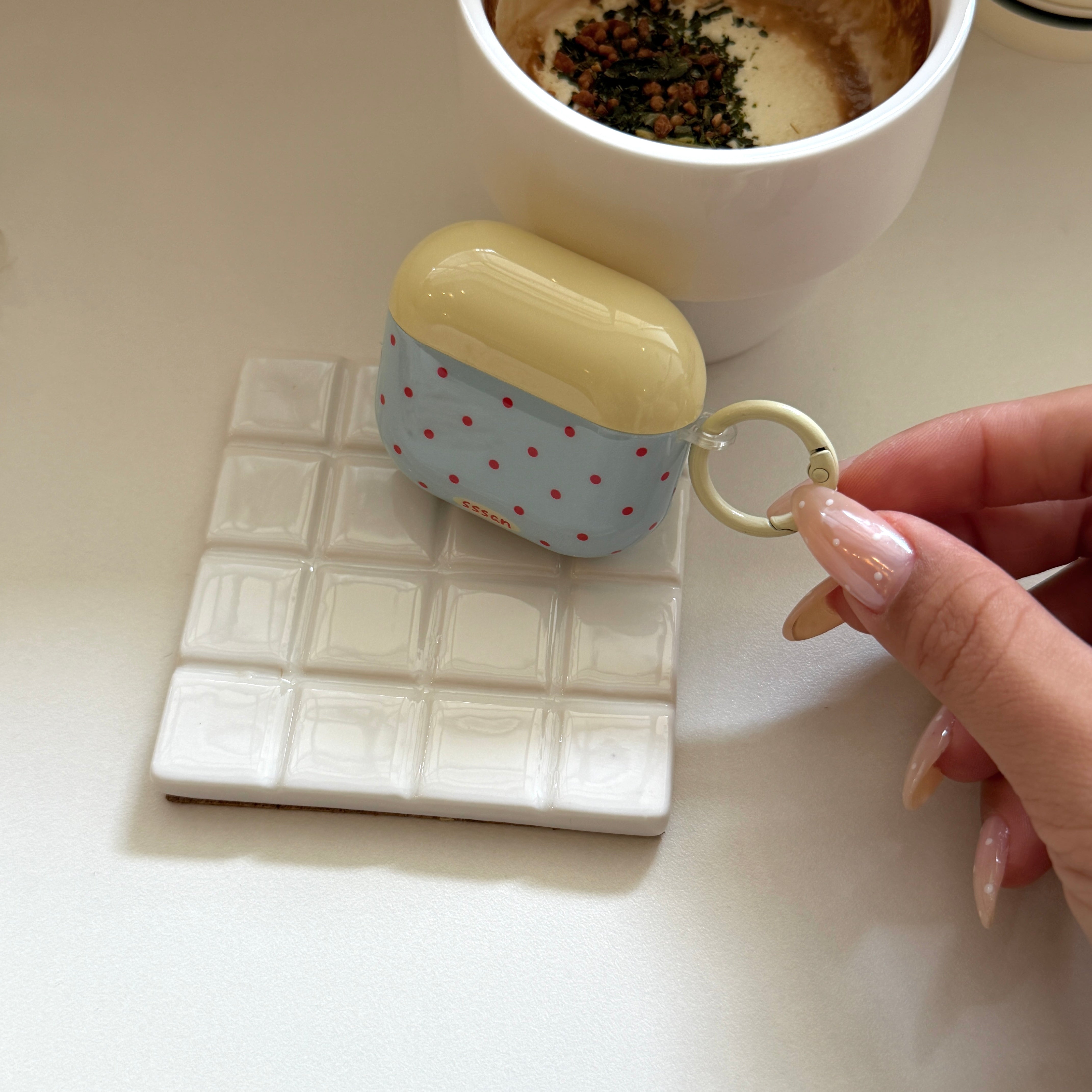 Color Block Polka Dot AirPods Case - For All AirPods Models