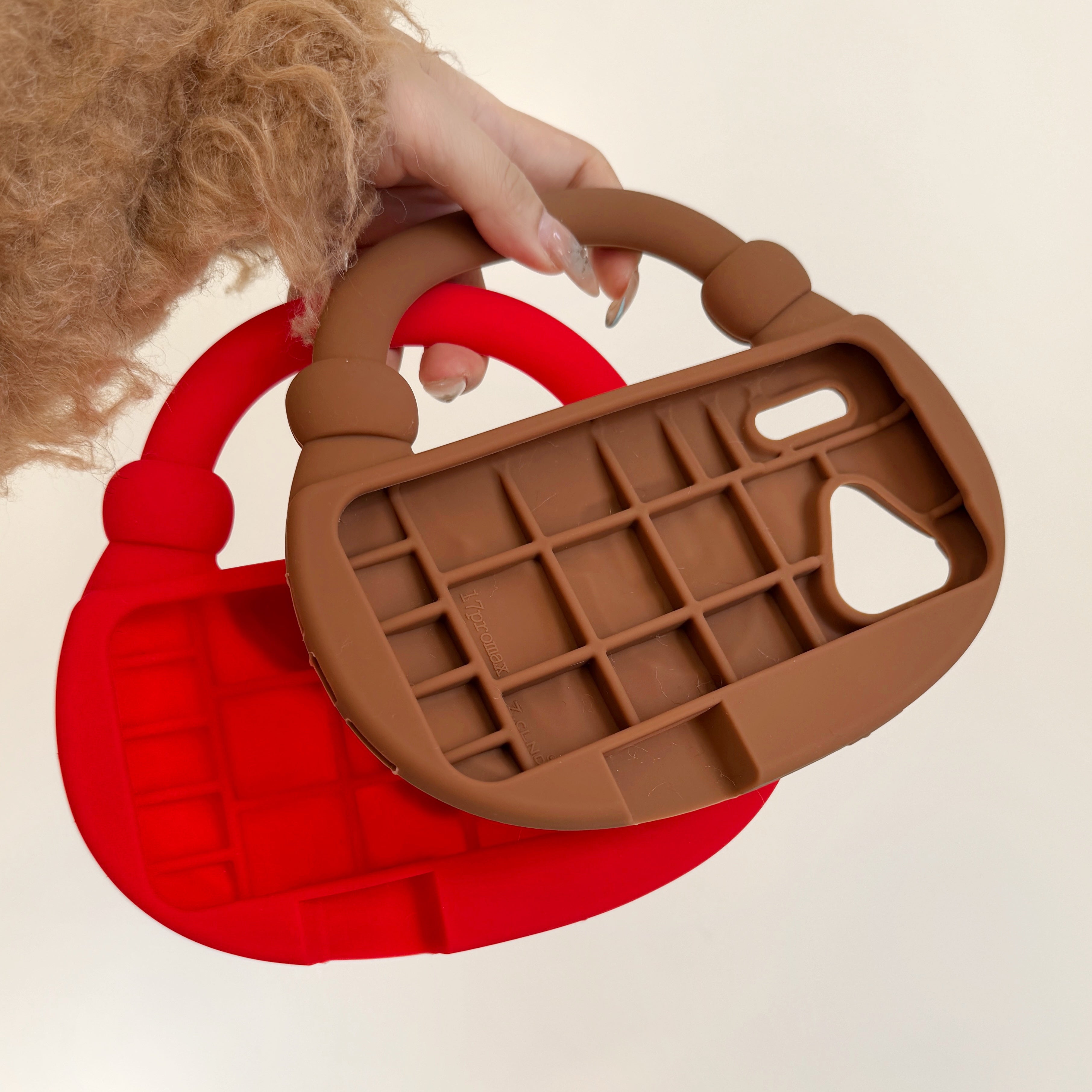 Diamond pattern handbag style silicone phone case for Apple iPhones