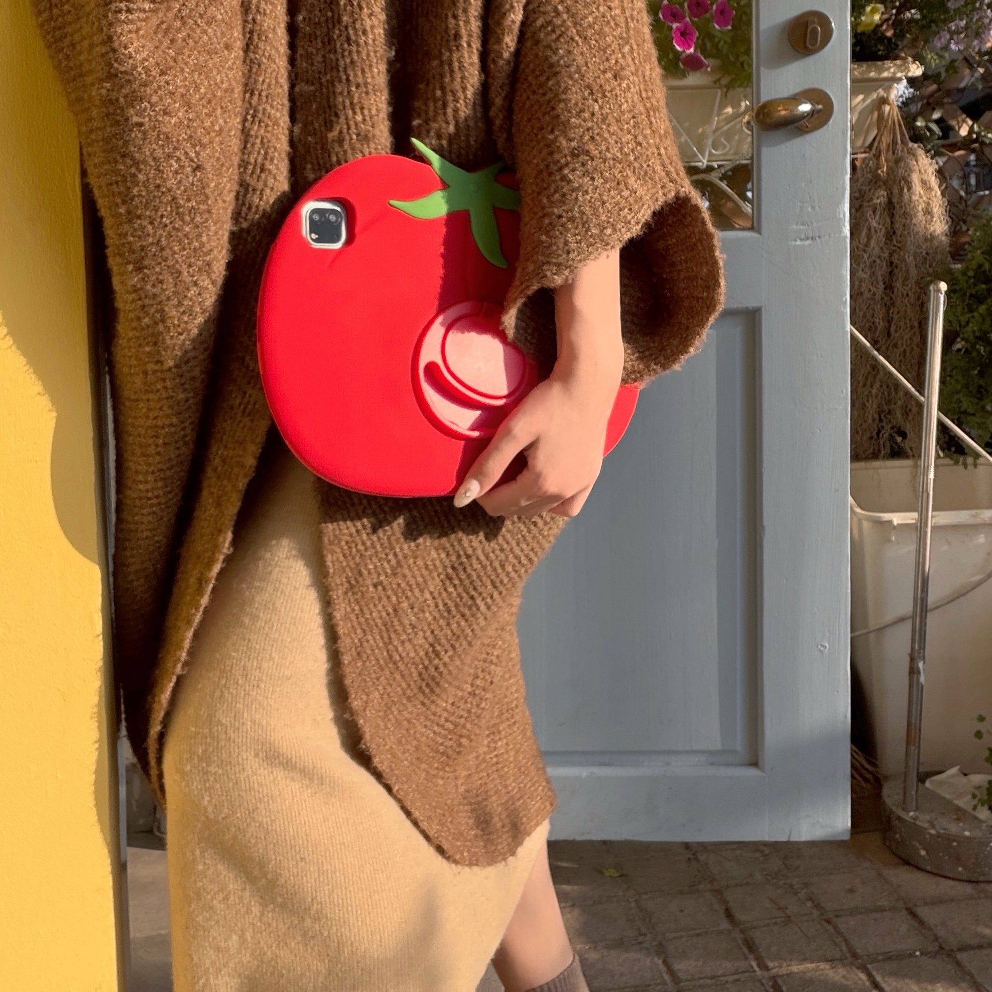 Tomato-shaped silicone rotating stand protective case for iPad