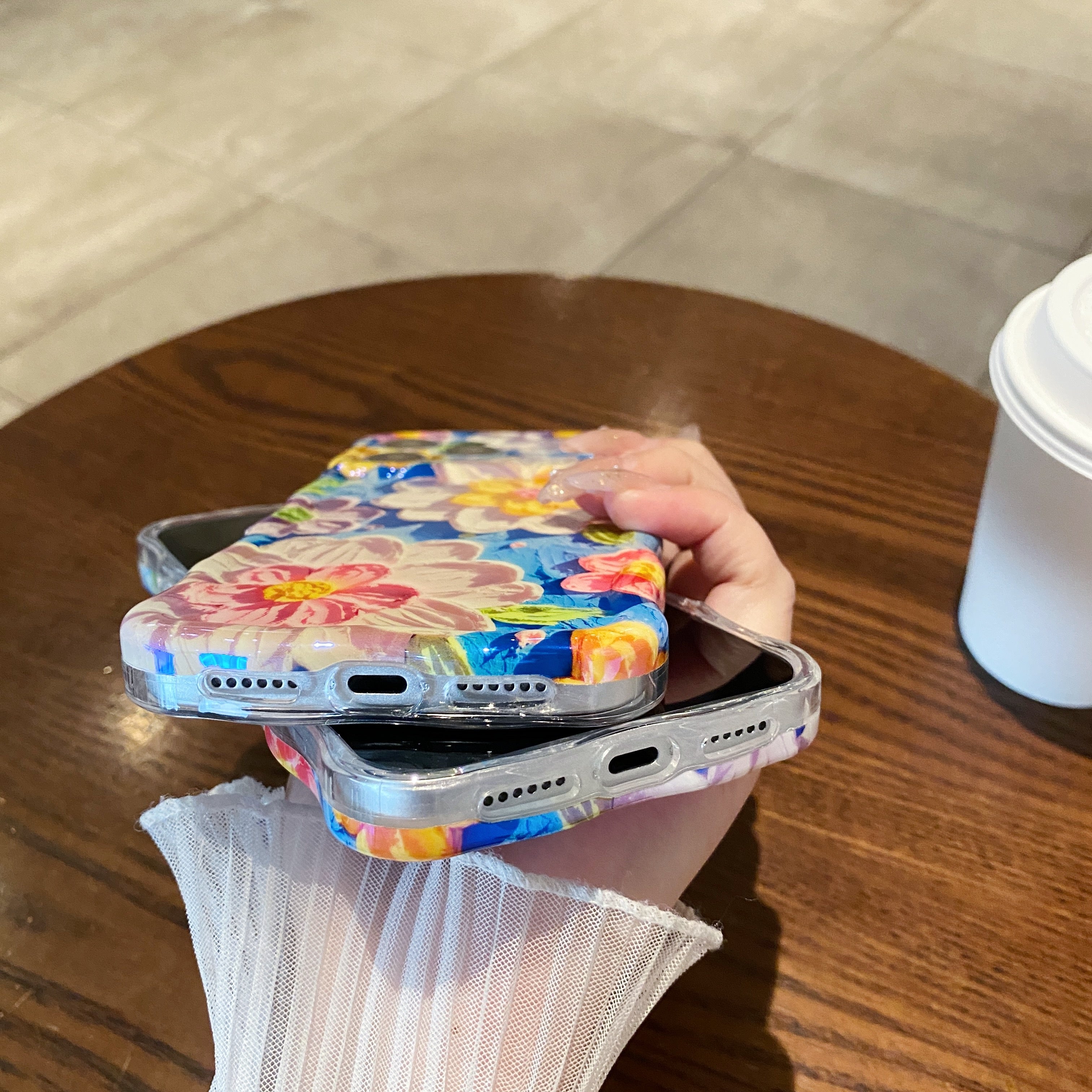 Oil painting blue light flower phone case