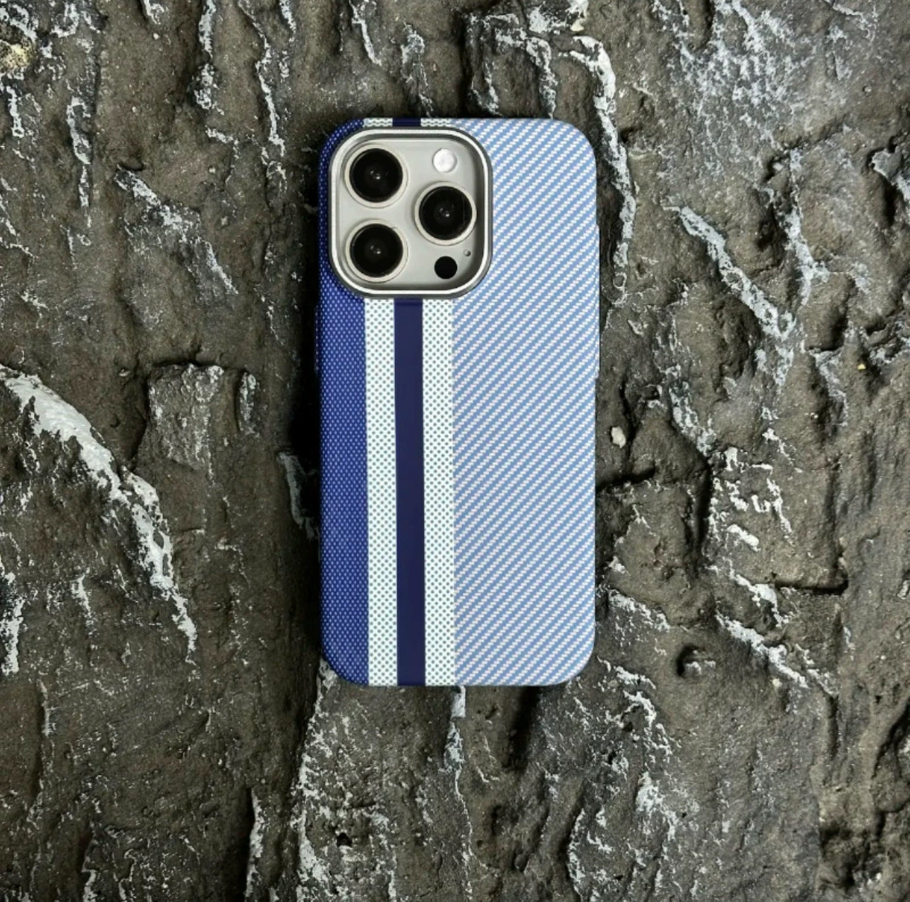 Carbon Fiber MagSafe Cover